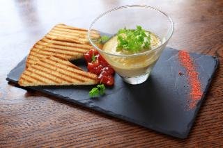 Recept za domaću pileću paštetu